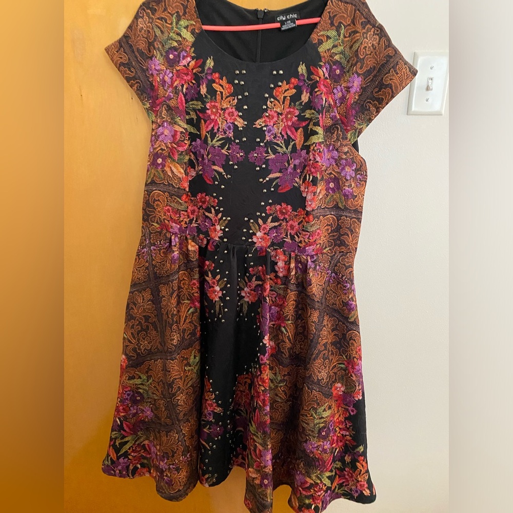 City Chic Eclectic Floral Print Dress with Beading